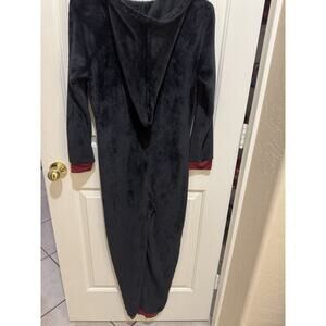 Harry Potter Gryffindor Black One Piece Zip Front Size 14/16